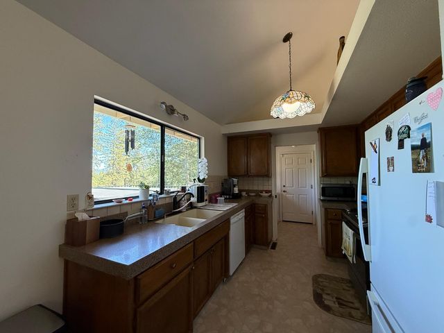 18110 Alexandra Way, Grass Valley, CA 95949