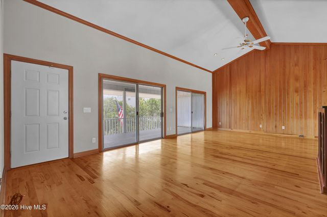2 Conch Lane, Wrightsville Beach, NC 28480