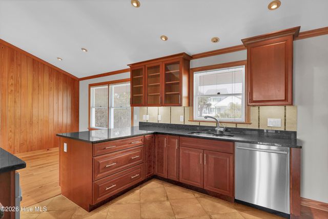2 Conch Lane, Wrightsville Beach, NC 28480
