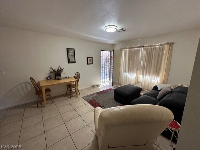 828 Held Road, Las Vegas, NV 89101