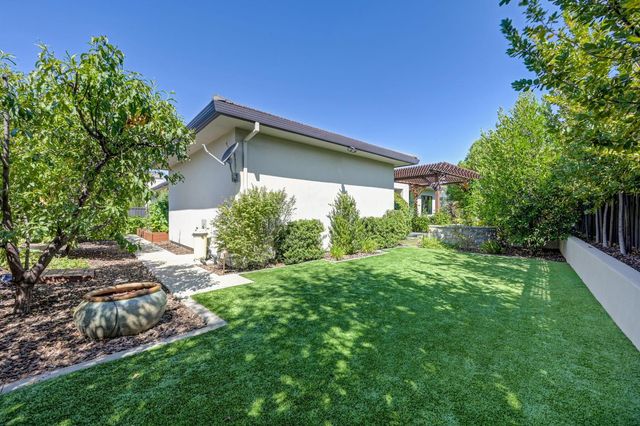 8135 Tesoro Pl, Granite Bay, CA 95746