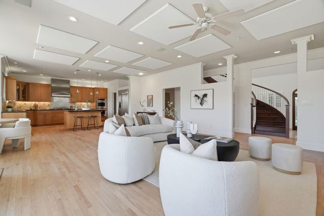 12350 Foothill Avenue, San Martin, CA 95046