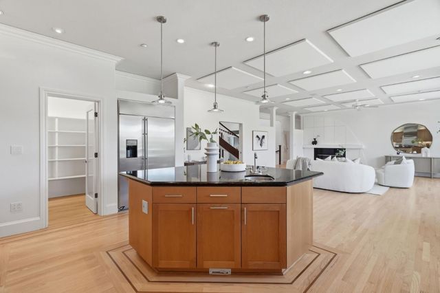 12350 Foothill Avenue, San Martin, CA 95046
