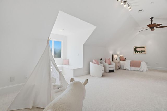 12350 Foothill Avenue, San Martin, CA 95046