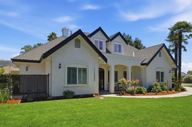 12350 Foothill Avenue, San Martin, CA 95046
