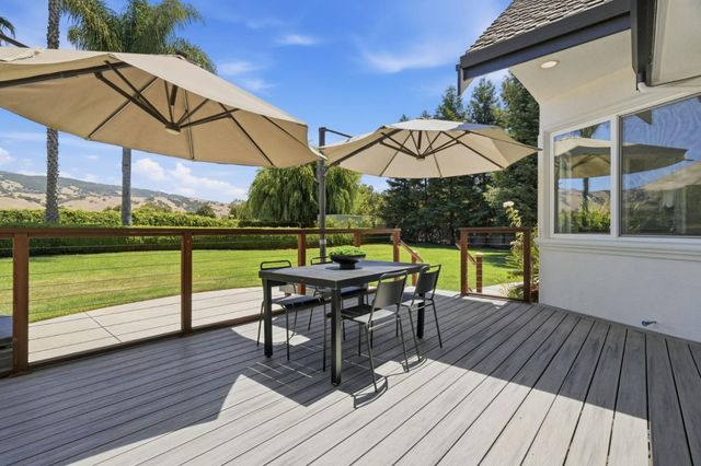 12350 Foothill Avenue, San Martin, CA 95046