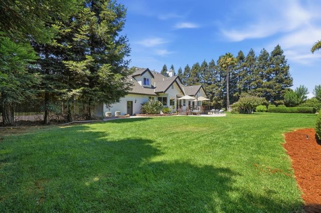 12350 Foothill Avenue, San Martin, CA 95046