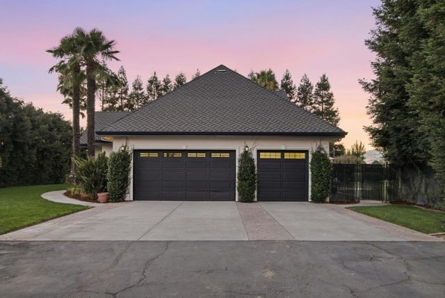 12350 Foothill Avenue, San Martin, CA 95046