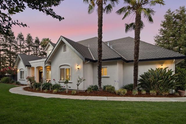 12350 Foothill Avenue, San Martin, CA 95046