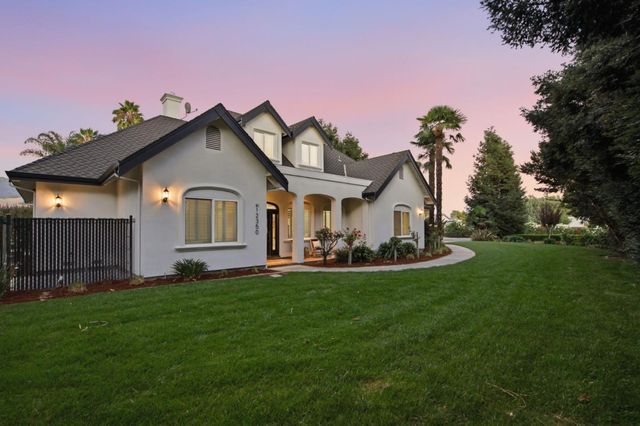12350 Foothill Avenue, San Martin, CA 95046