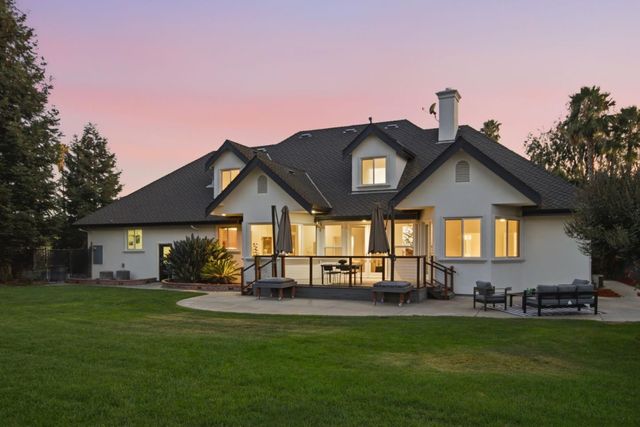 12350 Foothill Avenue, San Martin, CA 95046