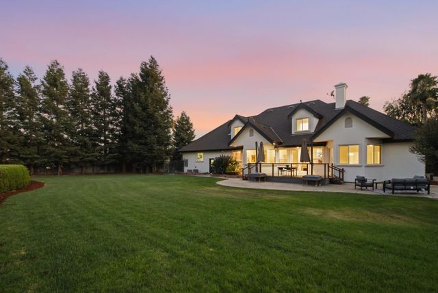 12350 Foothill Avenue, San Martin, CA 95046