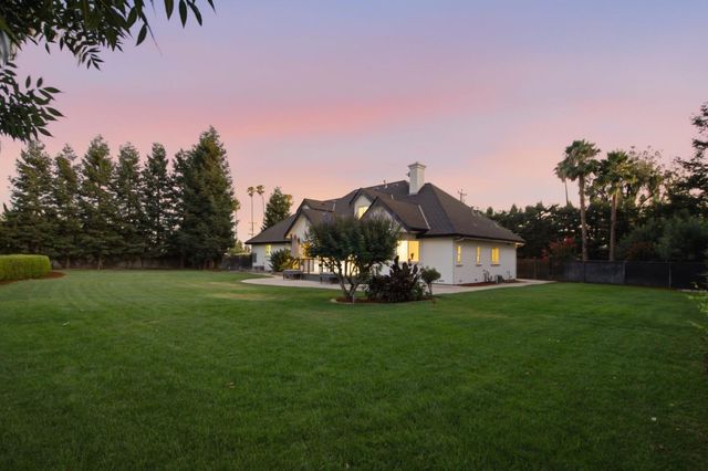 12350 Foothill Avenue, San Martin, CA 95046
