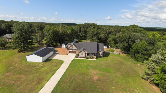 1578 S Berlin Rd, Lewisburg, TN 37091