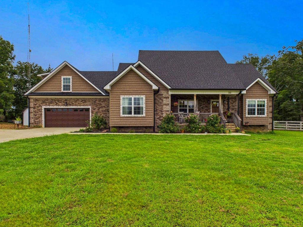 1578 S Berlin Rd, Lewisburg, TN 37091
