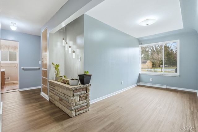 4975 Henry Drive, Saginaw, MI 48638