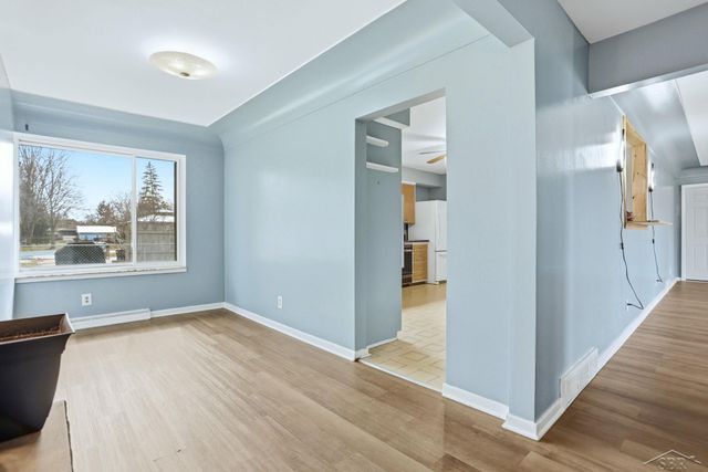 4975 Henry Drive, Saginaw, MI 48638