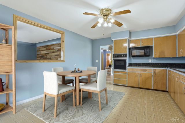 4975 Henry Drive, Saginaw, MI 48638