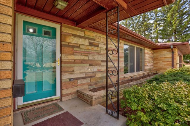 4975 Henry Drive, Saginaw, MI 48638