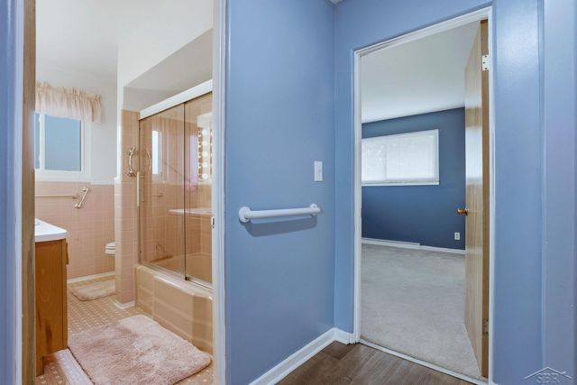 4975 Henry Drive, Saginaw, MI 48638