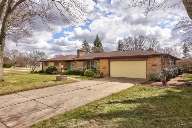 4975 Henry Drive, Saginaw, MI 48638