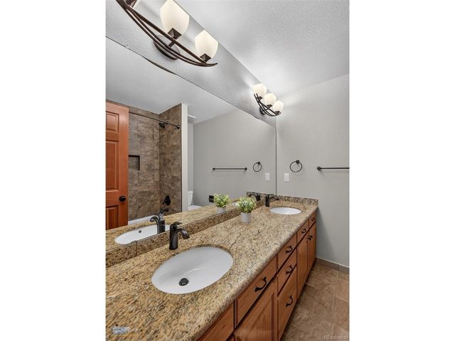 14666 W 68th Pl, Arvada, CO 80004