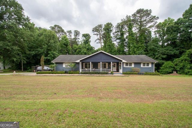 555 White Road, Fayetteville, GA 30214