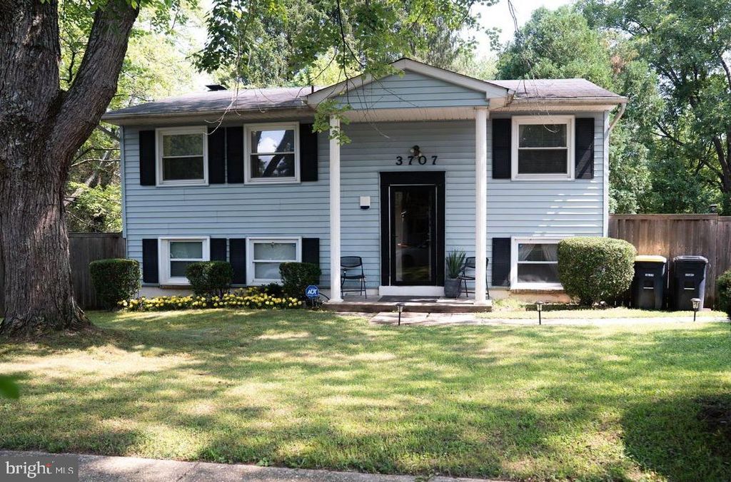 3707 HALLOWAY PL, Upper Marlboro, MD 20772