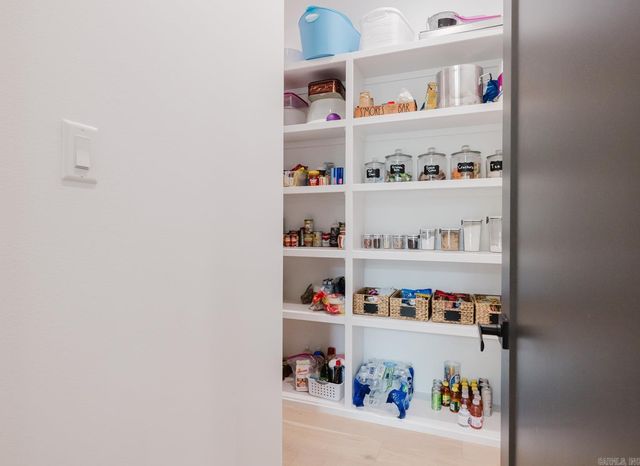 6048 Charley Place, Benton, AR 72019