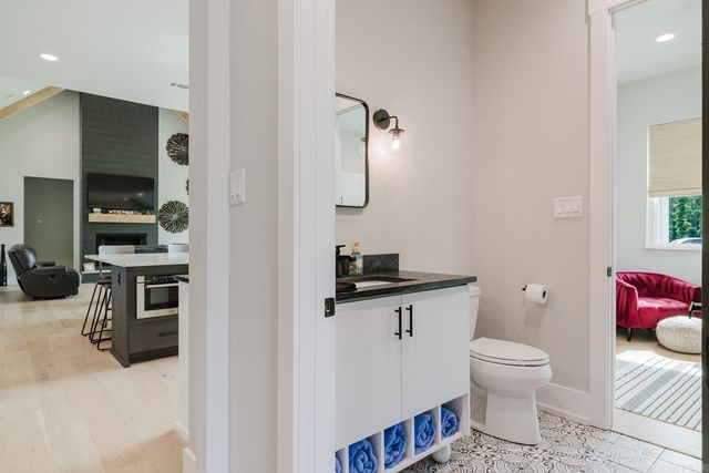 6048 Charley Place, Benton, AR 72019