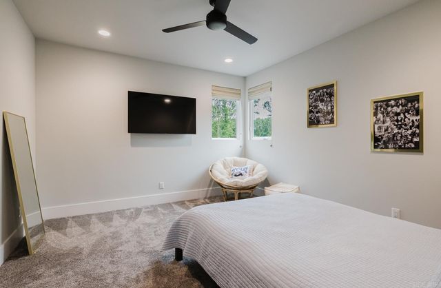 6048 Charley Place, Benton, AR 72019