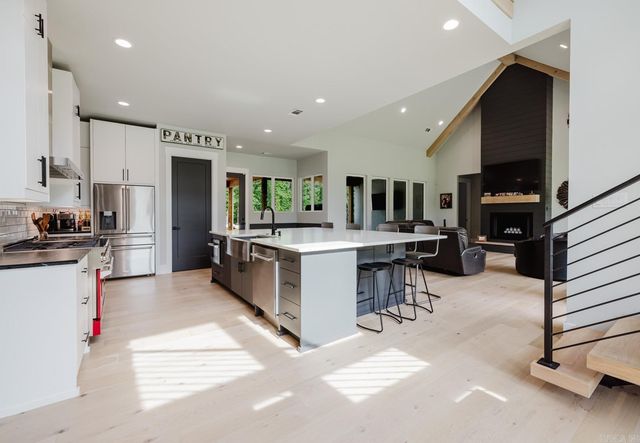 6048 Charley Place, Benton, AR 72019