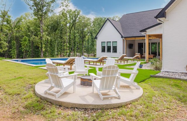6048 Charley Place, Benton, AR 72019