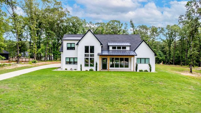 6048 Charley Place, Benton, AR 72019