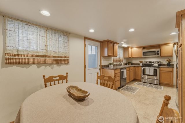 15 SW 13th Street, College Place, WA 99324