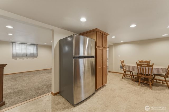 15 SW 13th Street, College Place, WA 99324