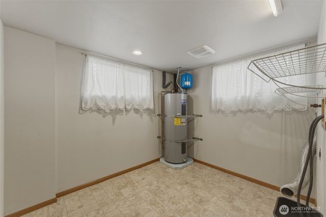 15 SW 13th Street, College Place, WA 99324