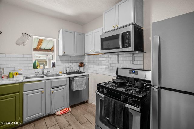 2805 GRANT Avenue, El Paso, TX 79930