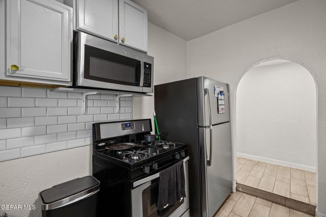 2805 GRANT Avenue, El Paso, TX 79930