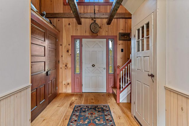 1576 Ferry Road, Charlotte, VT 05445
