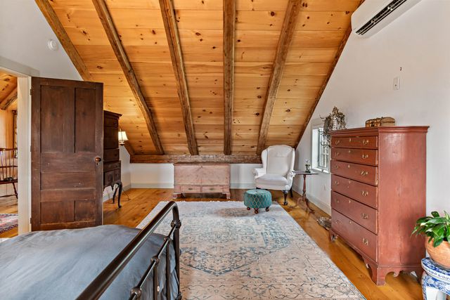 1576 Ferry Road, Charlotte, VT 05445