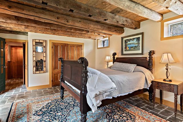 1576 Ferry Road, Charlotte, VT 05445