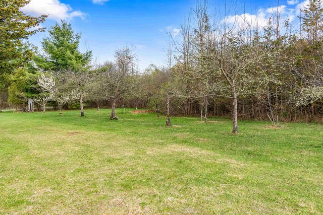 1576 Ferry Road, Charlotte, VT 05445