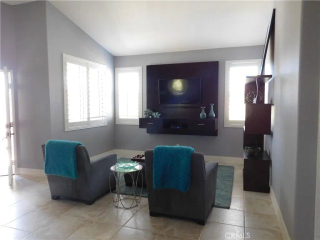 4900 Zenos Way, Oceanside, CA 92056