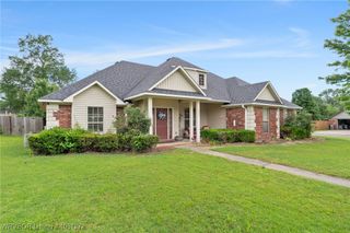 605 Forrest Parkway, Greenwood, AR 72936