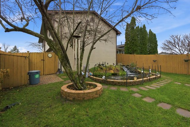 1688 President Street, Glendale Heights, IL 60139