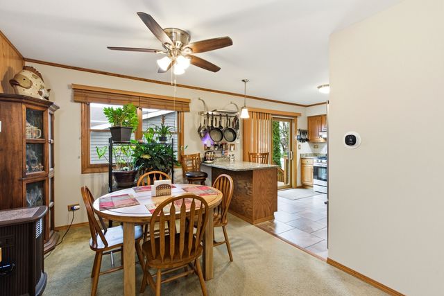 1688 President Street, Glendale Heights, IL 60139