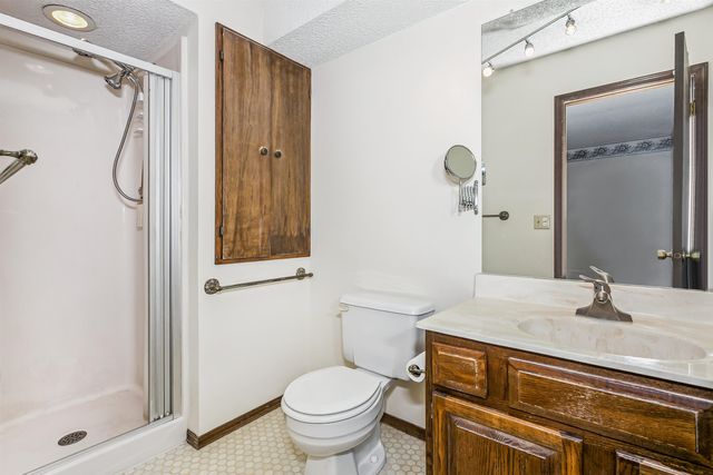 3304 Colonial Ct., Augusta, KS 67010