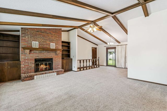 3304 Colonial Ct., Augusta, KS 67010