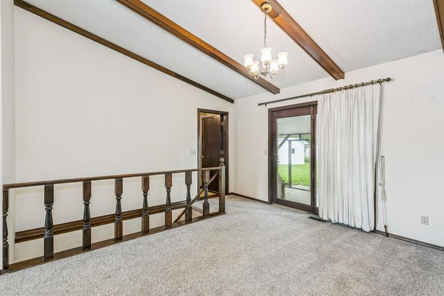 3304 Colonial Ct., Augusta, KS 67010